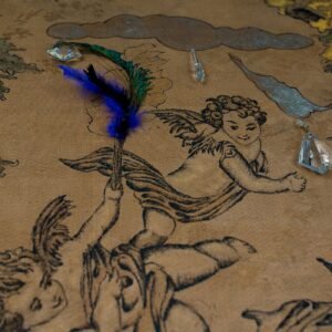 The Kiss Tapestry - Alternative view 2