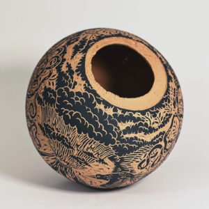 Woman and Lion Vase - Alternative view 1